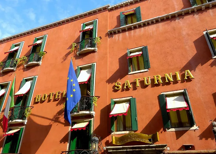 Hôtel accueillant les animaux: Hotel Saturnia & International